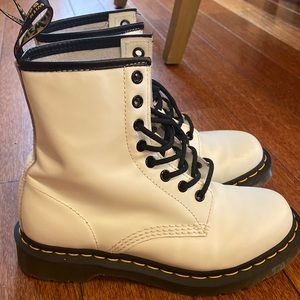 Woman’s Dr. Martens - White high top